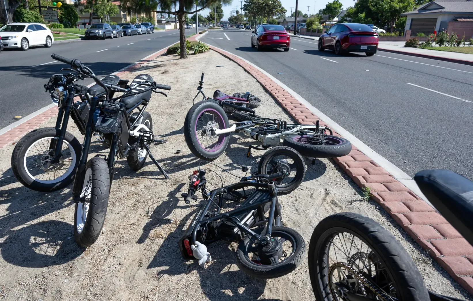 OCR-L-EMOTOCRASH-0509-04-MS.webp
