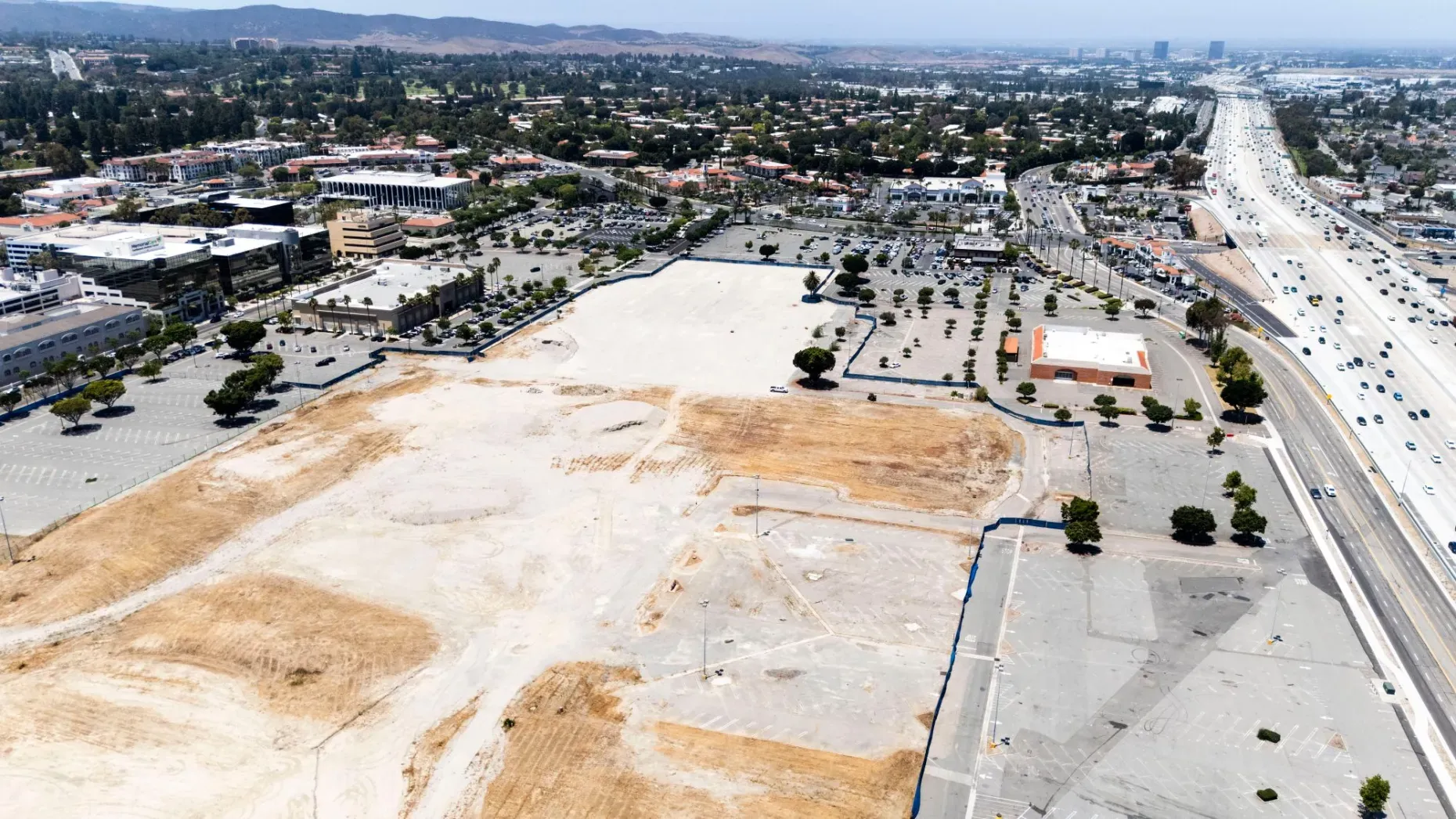 OCR-L-LAGUNAHILLSMALL-0717-01-PB.webp